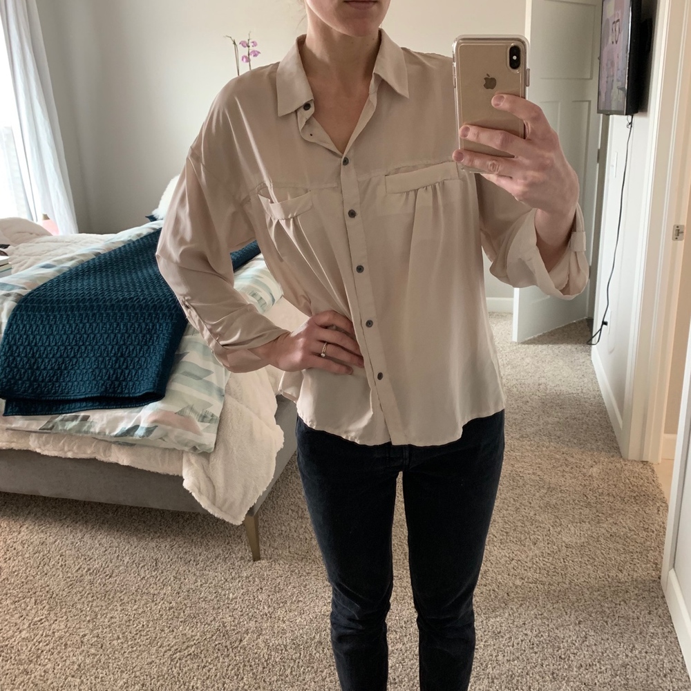 Bcbgeneration Button Down Top Tan Size Small - image 3